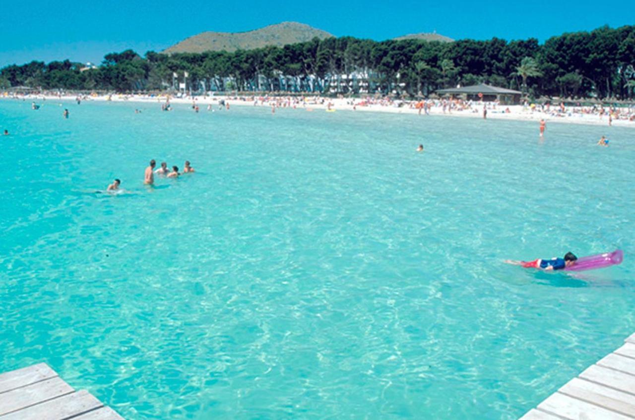 Apartment Xara Torres, At The Beach Of Alcudia Port de Alcudia  Kültér fotó