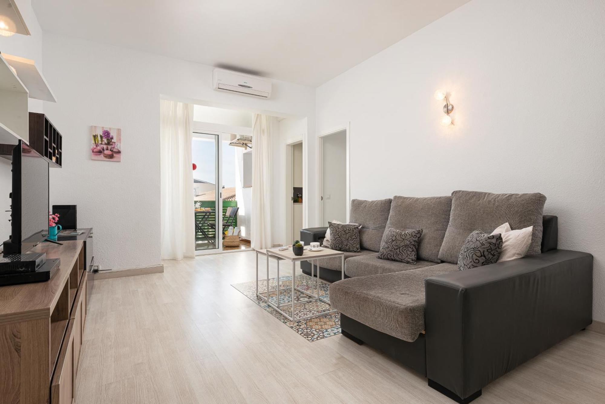 Apartment Xara Torres, At The Beach Of Alcudia Port de Alcudia  Kültér fotó