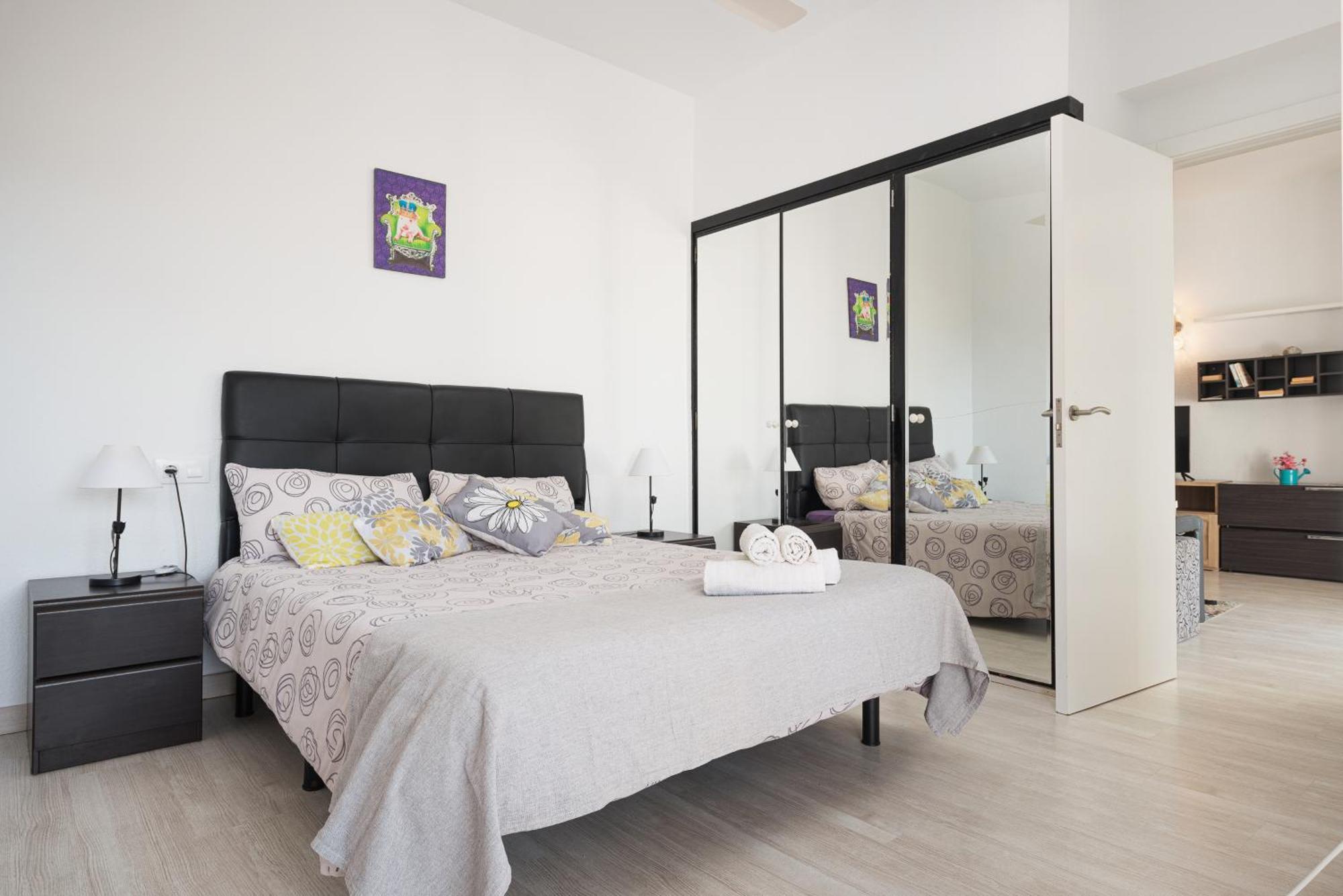 Apartment Xara Torres, At The Beach Of Alcudia Port de Alcudia  Kültér fotó